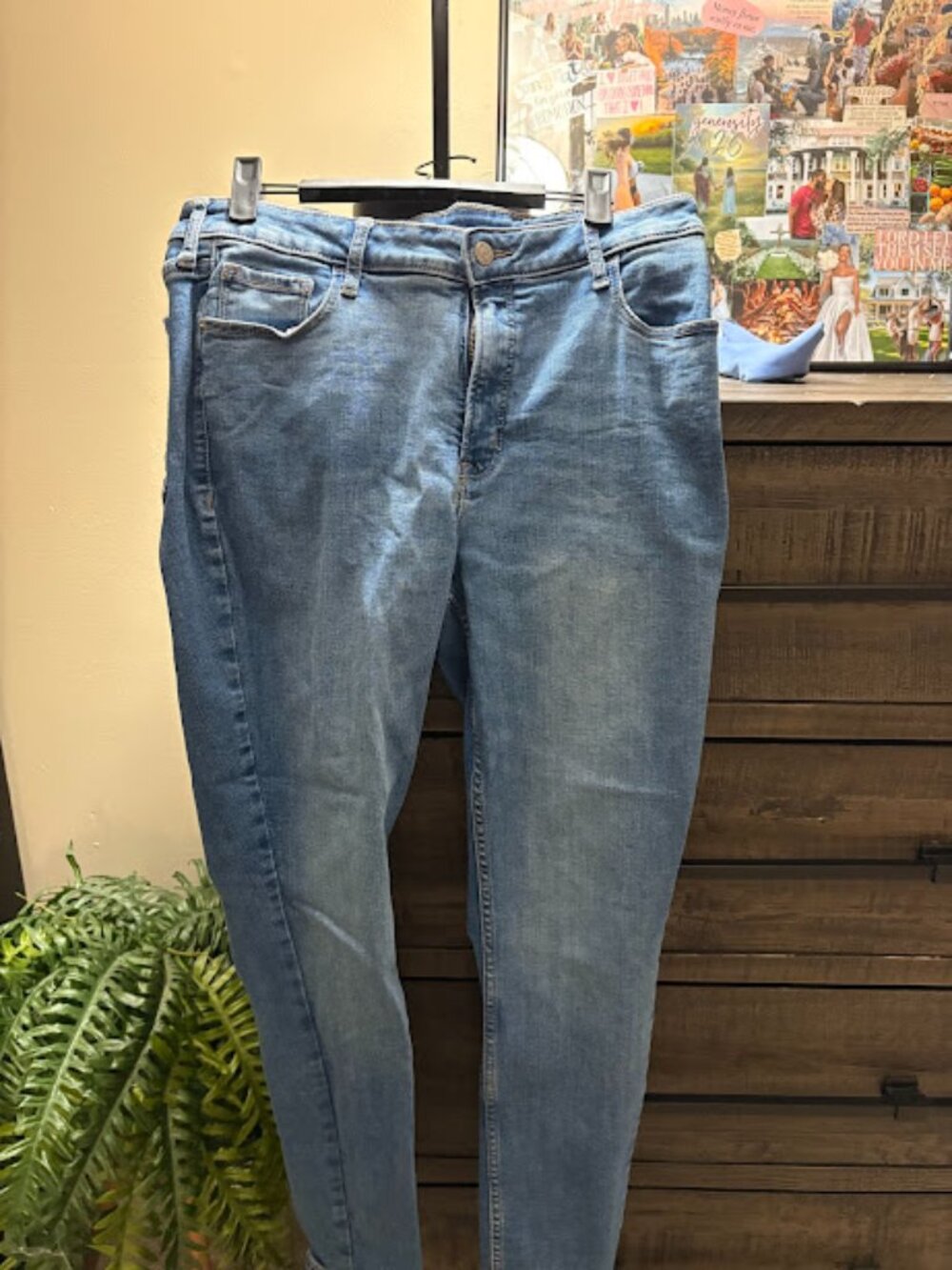 OLD NAVY HIGH RISE SKINNY JEANS SIZE 12